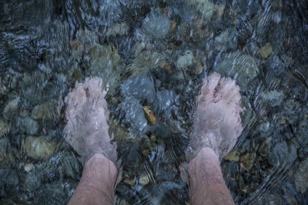 Ноги В Воде Фото