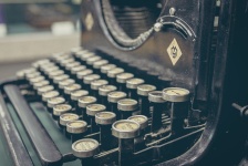 Vieja máquina de escribir manual