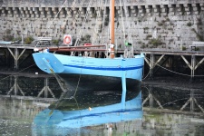 Лодка в порту