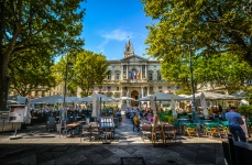 Cafenea în aer liber din Provence