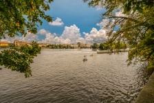 Canottaggio sul fiume Moldava