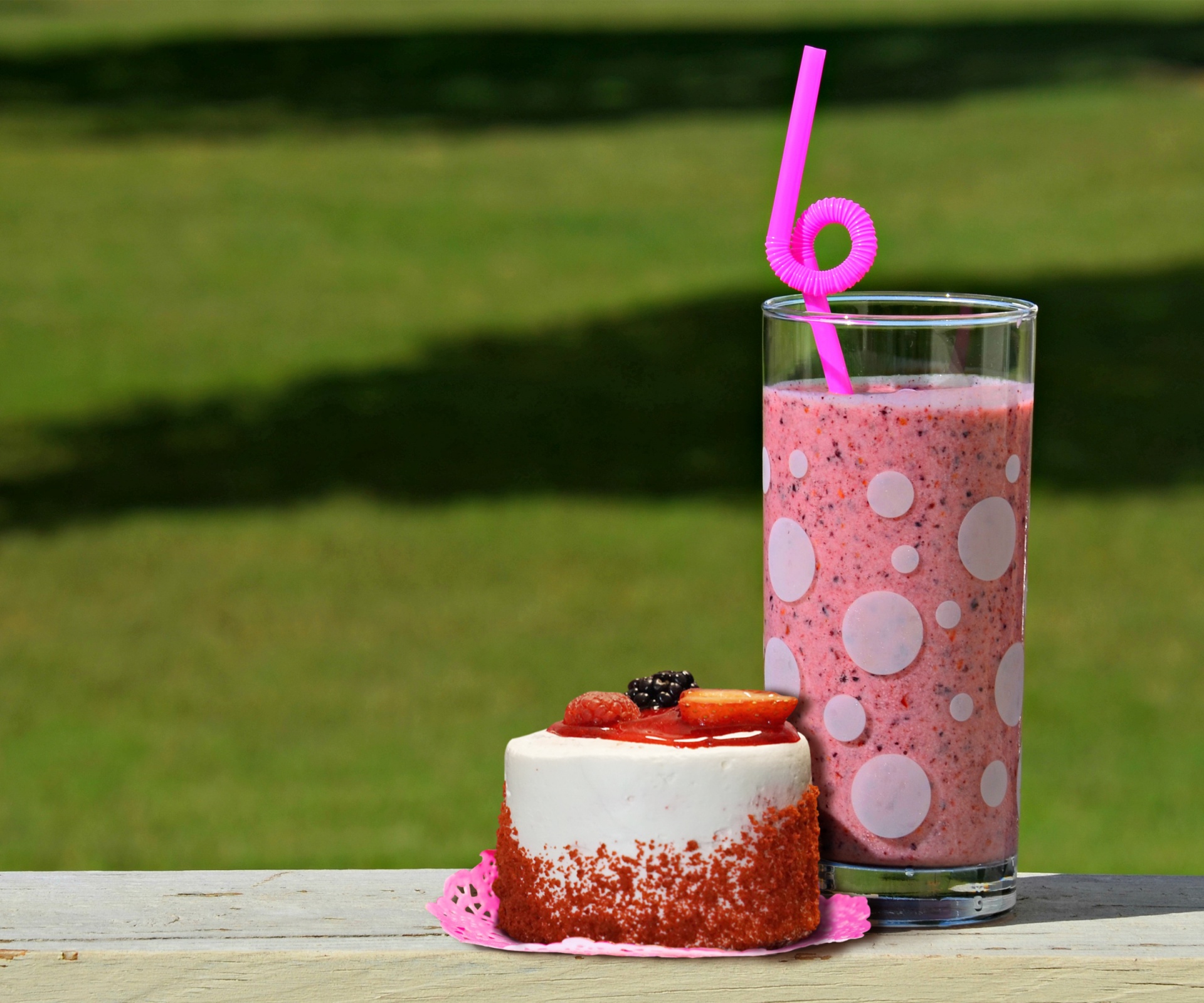 Cake And Smoothies Free Stock Photo - Public Domain Pictures