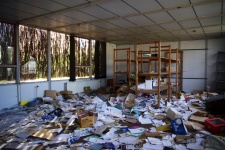 Archivo escolar abandonado