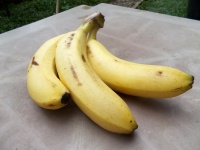 Banán gyümölcsök 2