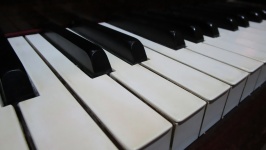 Zongora billentyűzet
