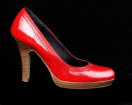 Červená vysoká patka boty