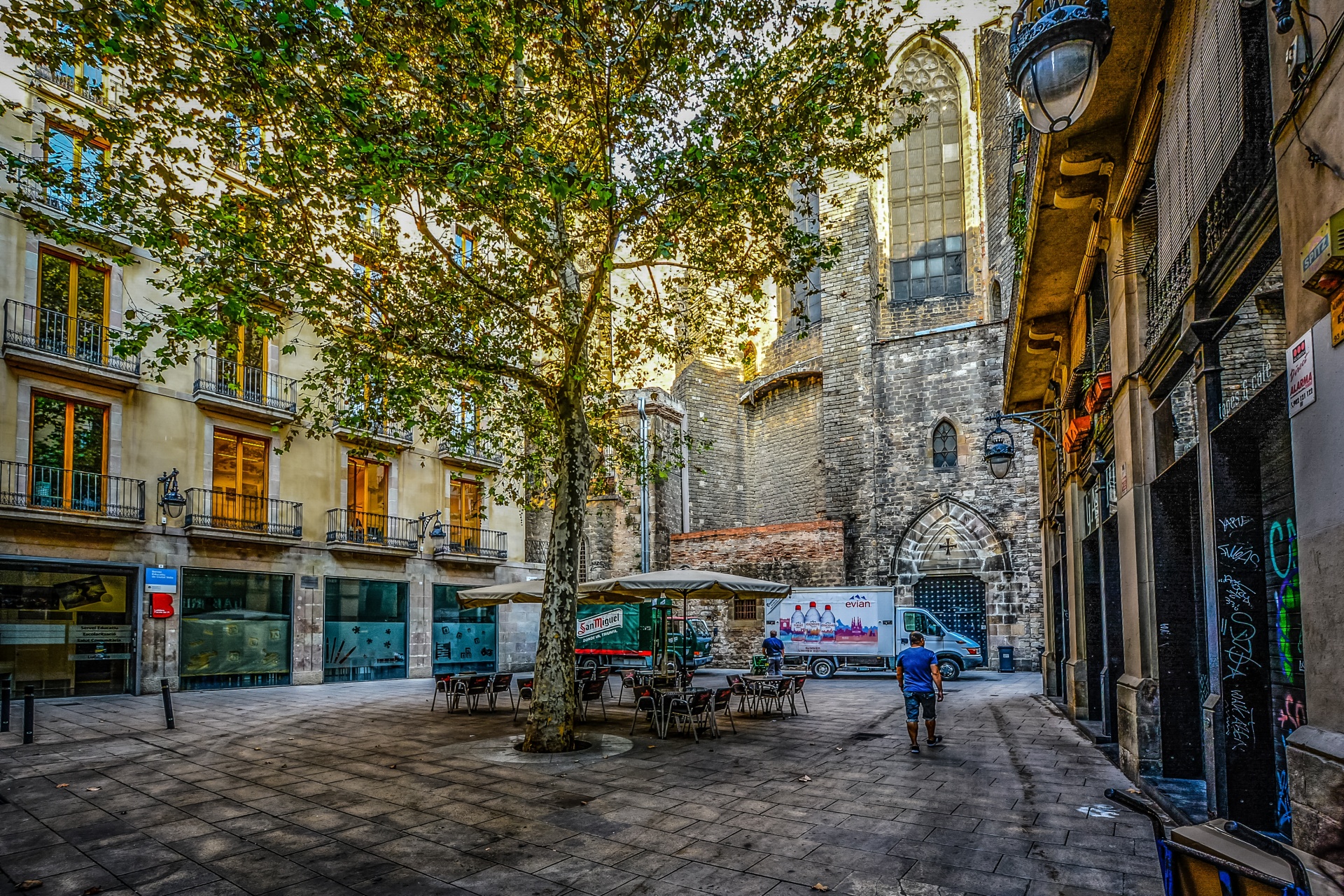 Early Morning In Barcelona Free Stock Photo - Public Domain Pictures