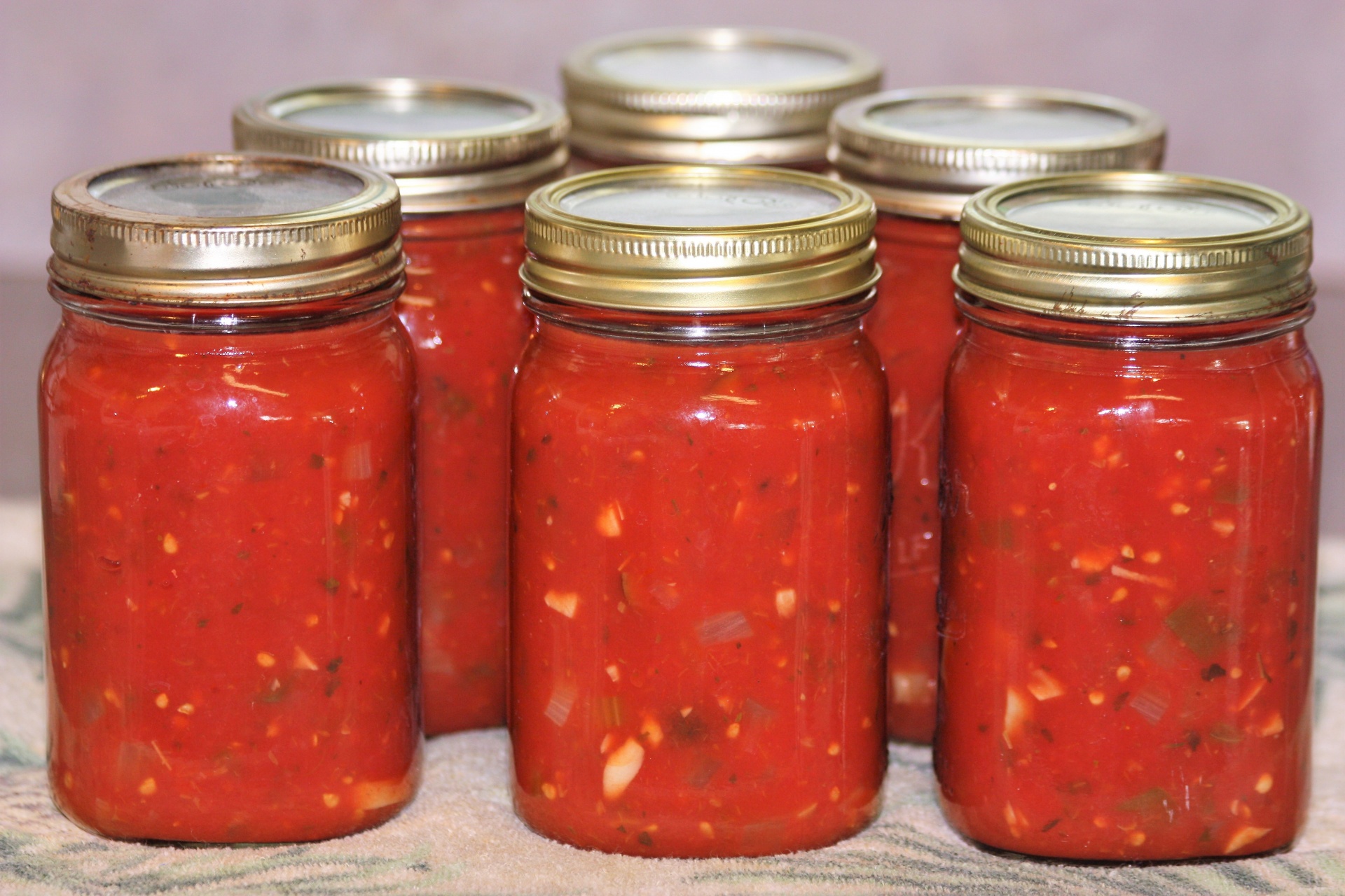 Jars Of Homemade Spaghetti Sauce Free Stock Photo - Public Domain Pictures