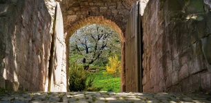 Puerta al jardín secreto