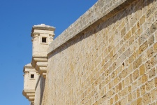 Stazioni di guardie nel muro antico