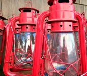 Vörös kemping lámpák