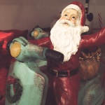 Santa Claus auf einem Moped