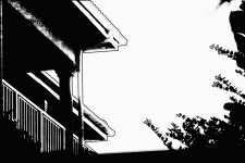 Silhouette des Hauses mit Balkon