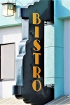Vintage bistro teken op gebouw