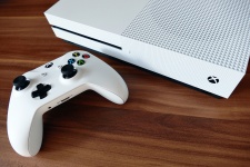 Weiß Xbox One S