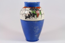 Vase bleu en porcelaine