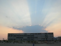 El cielo detrás del hotel