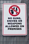 Panneau d'avertissement d'armes