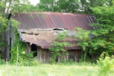 Maison abandonnée dans la campagne