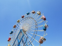Bucket Ferris Wheel
