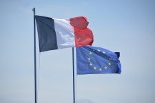 Bandeiras francesas e européias