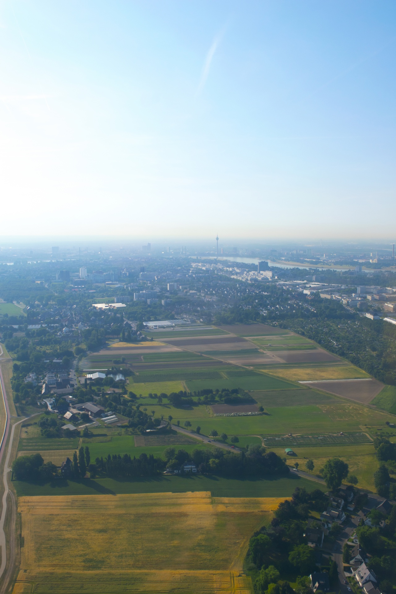 Airplane View Dusseldorf 949