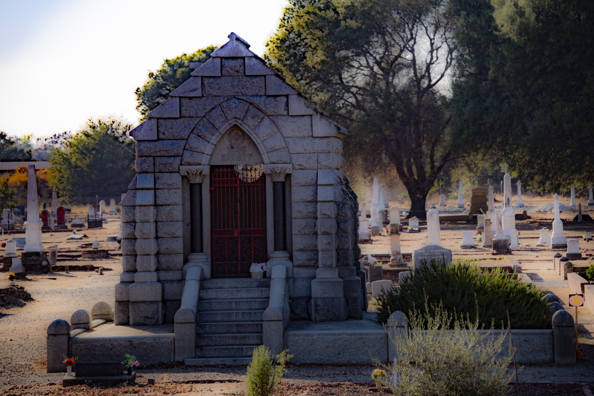 Grote begraafplaats tombe