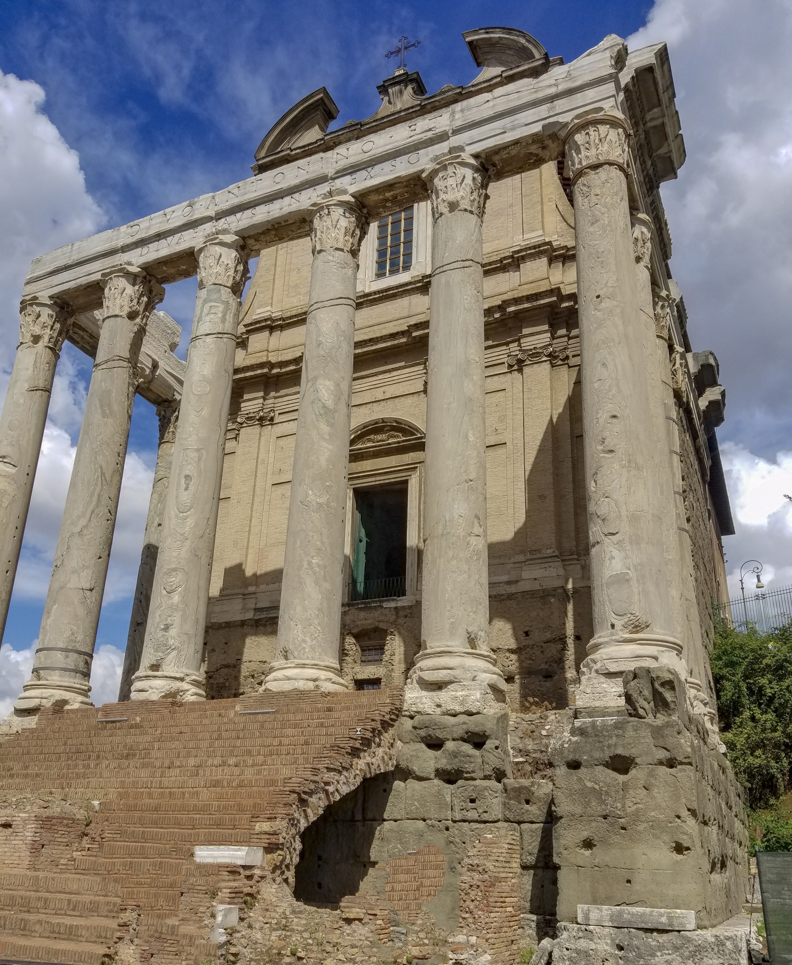 Rom Ruins