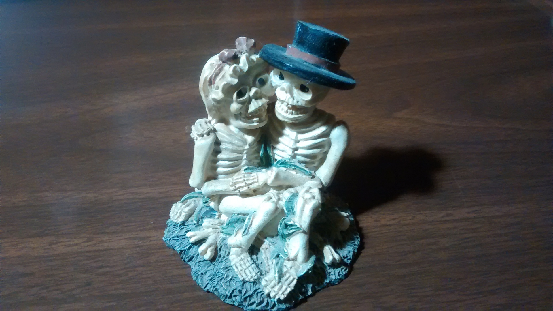 Skeleton Couple
