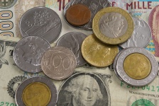 Banknoten und Münzen