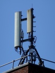 Torre del telefono cellulare sul tetto