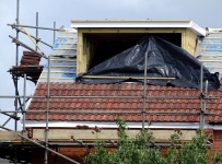 Gerüste und Dachziegel Reparaturen