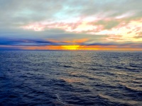 Zonsondergang over zee