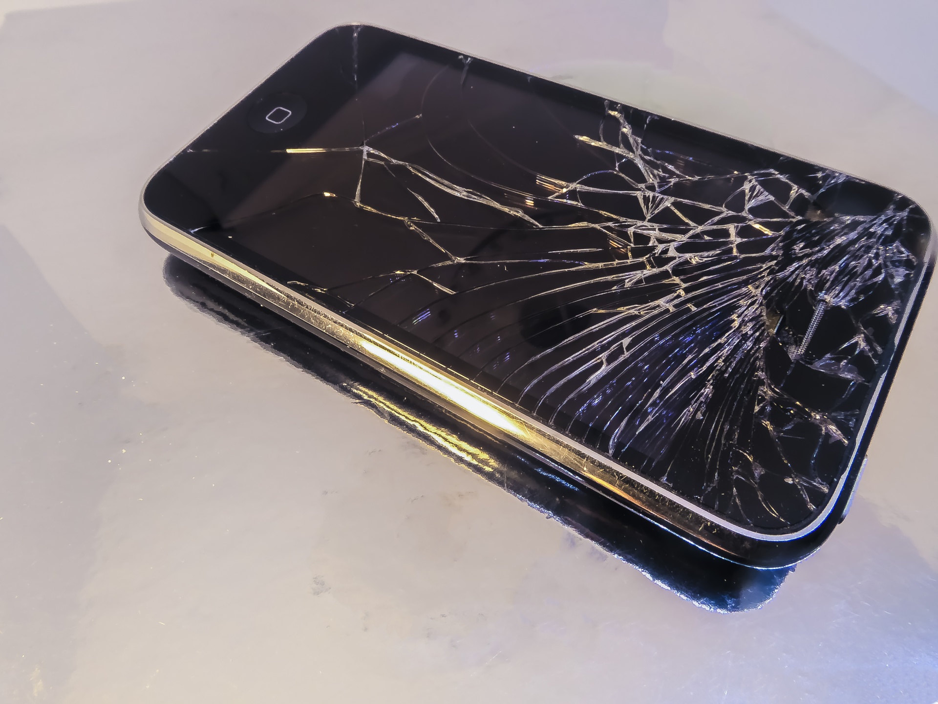 Broken Glass Cel手机