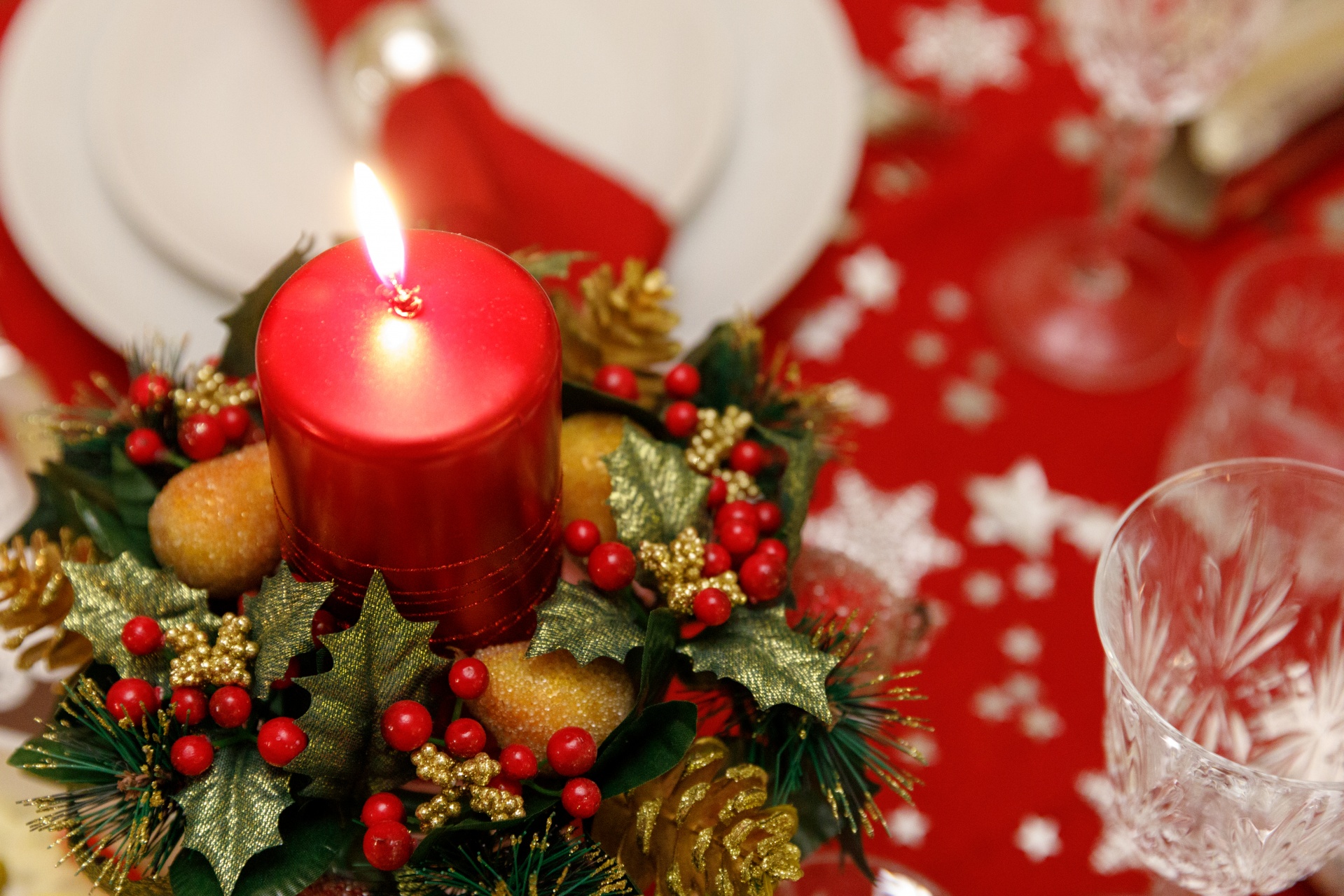 Kerze auf einem Weihnachtstisch Kostenloses Stock Bild - Public Domain ...
