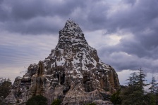 Disneyland Matterhorn szerkesztői