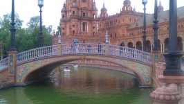 Podul și Ria. Plaza de España