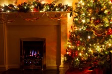 Arbre de Noël avec cheminée