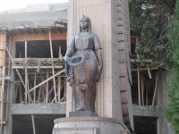 Estátua egípcia clássica