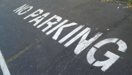 Földelje No Parking