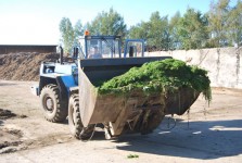 Wheel Loaders With Green Waste