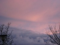 Sonnenaufgang mit grauen Trübung