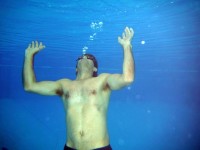 Underwater simning