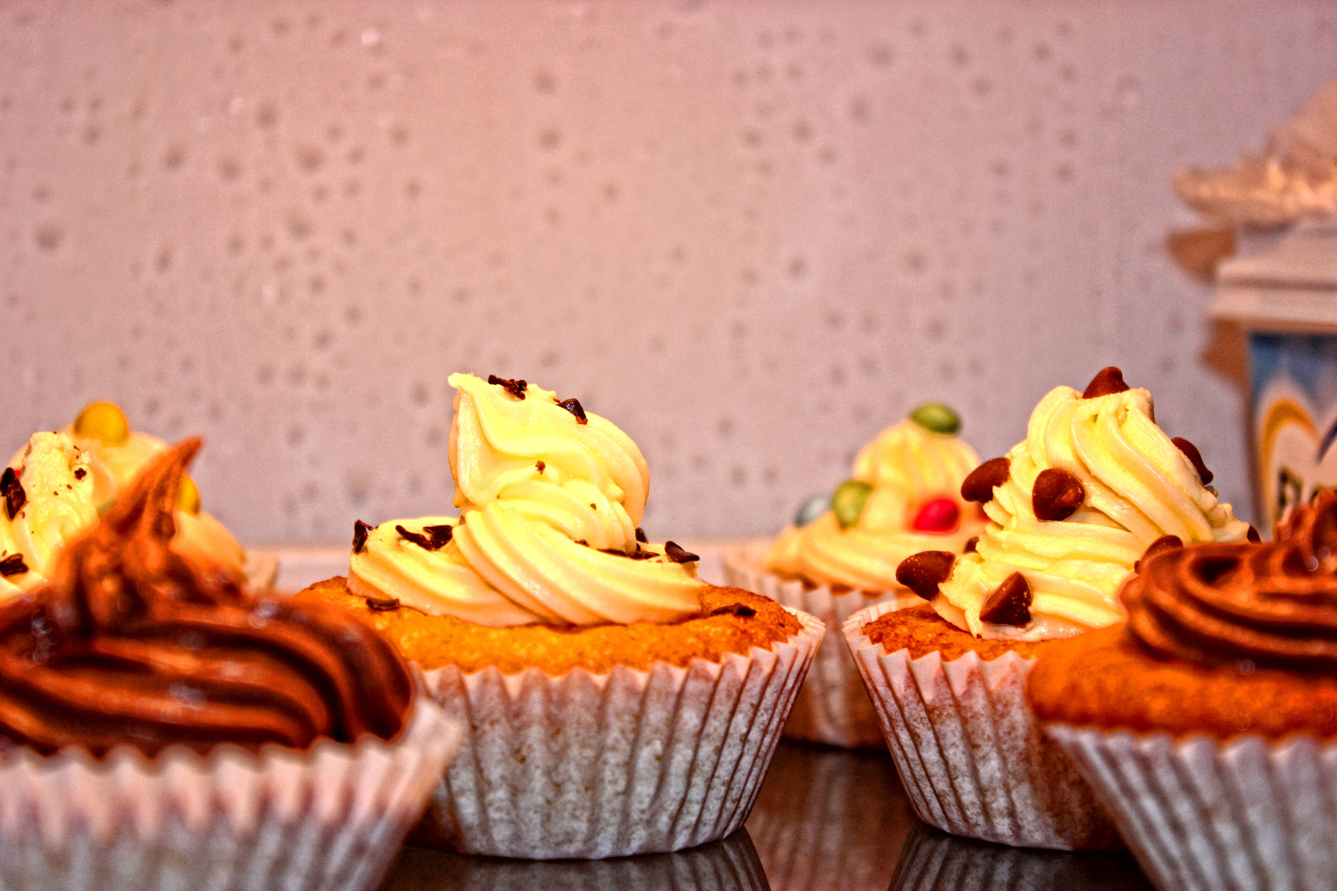 cupcakes-homemade-free-stock-photo-public-domain-pictures