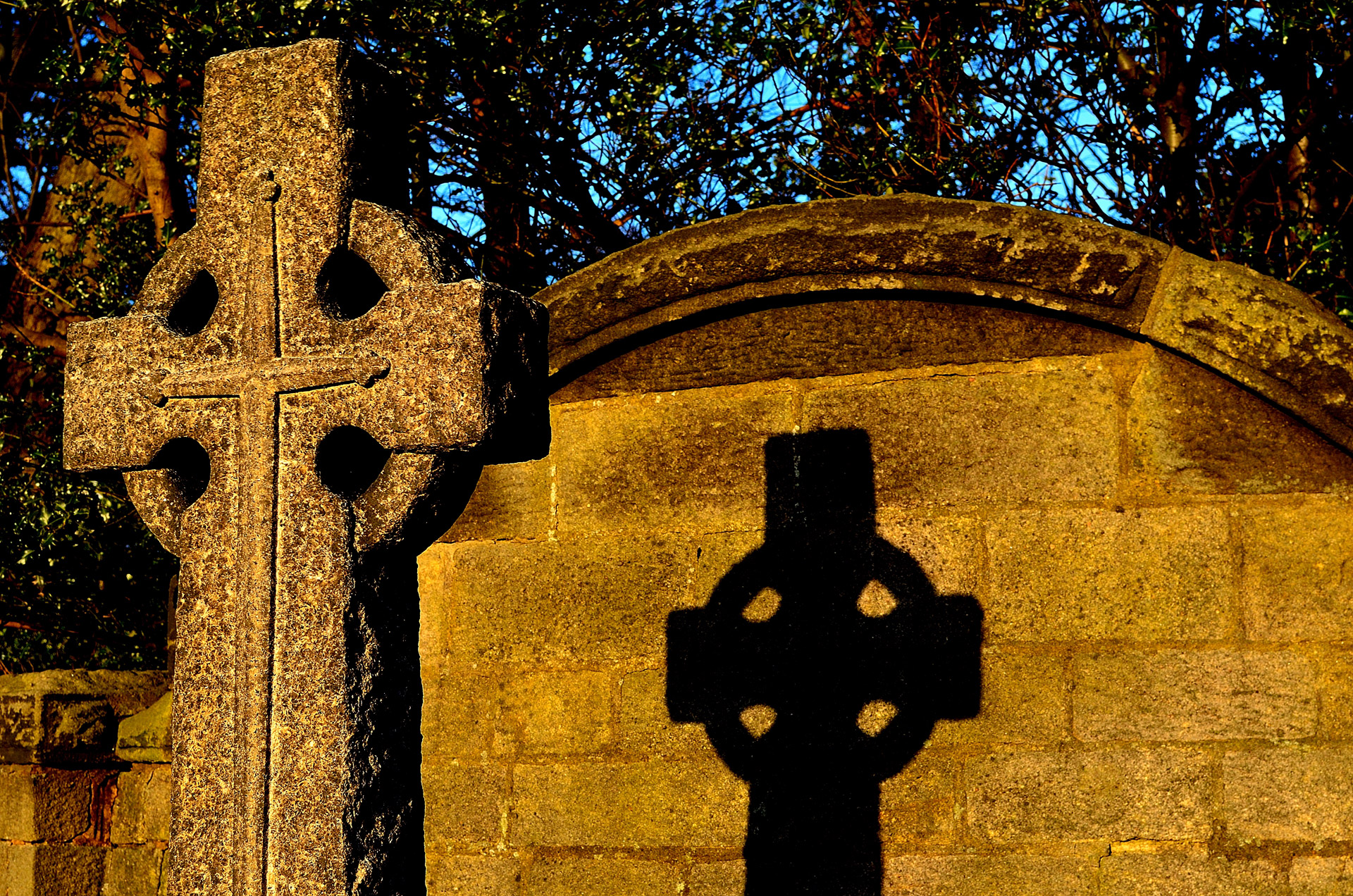 stone-cross-at-sunset-free-stock-photo-public-domain-pictures