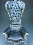 Chaise trône bleue