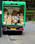 Caminhão de entrega cheio de parcelas