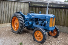 Starý traktor