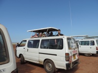 Small Group Adventures-YHA Кения