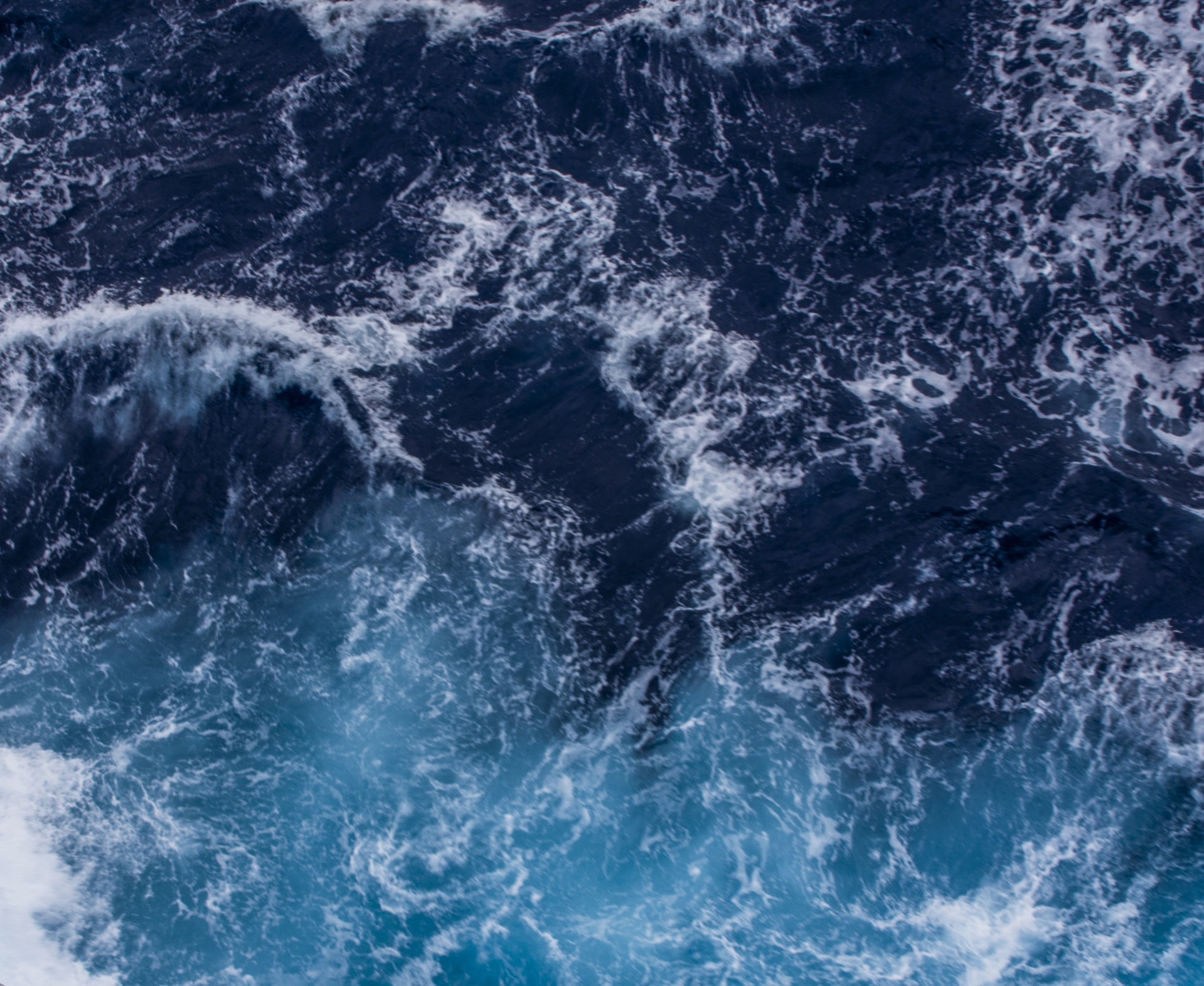 churned-ocean-water-background-1557341287xa4.jpg